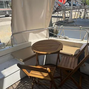 Hotel en barco Barco El Marques, Sant Adrià de Besòs